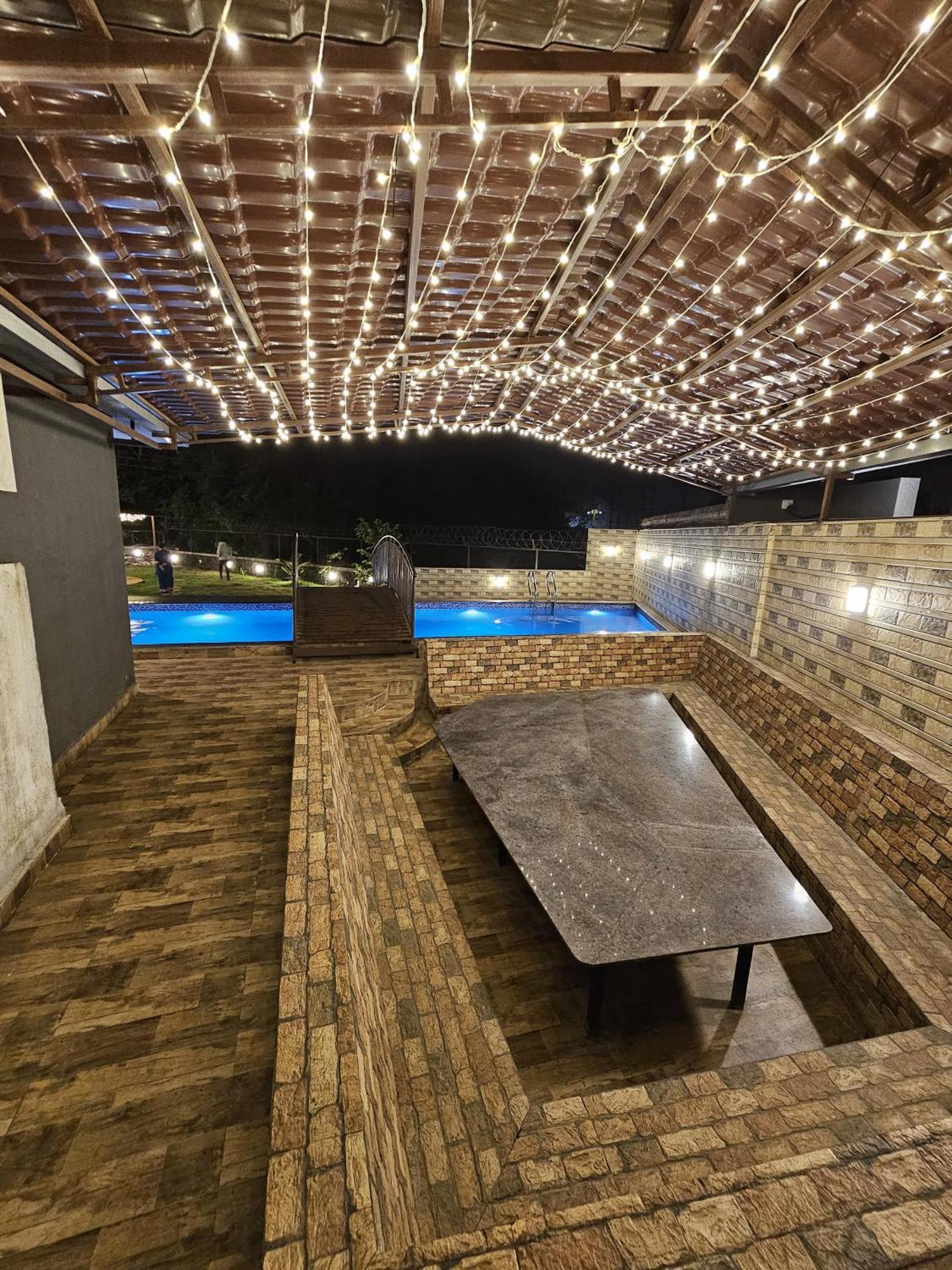 Casa Lola Villa Лонавала Екстериор снимка