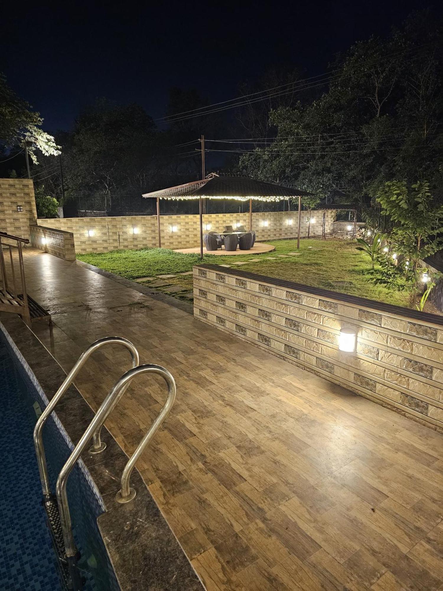 Casa Lola Villa Лонавала Екстериор снимка
