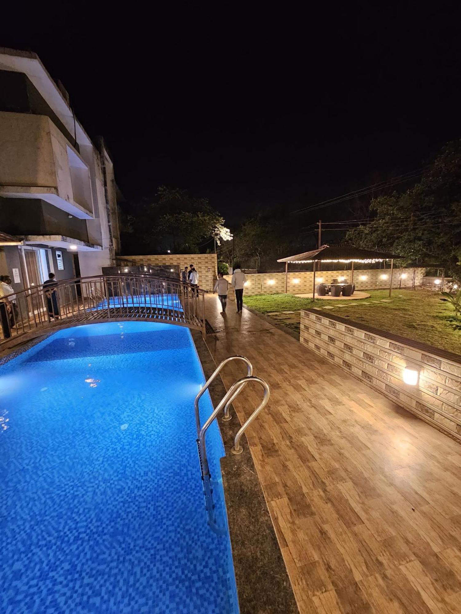 Casa Lola Villa Лонавала Екстериор снимка
