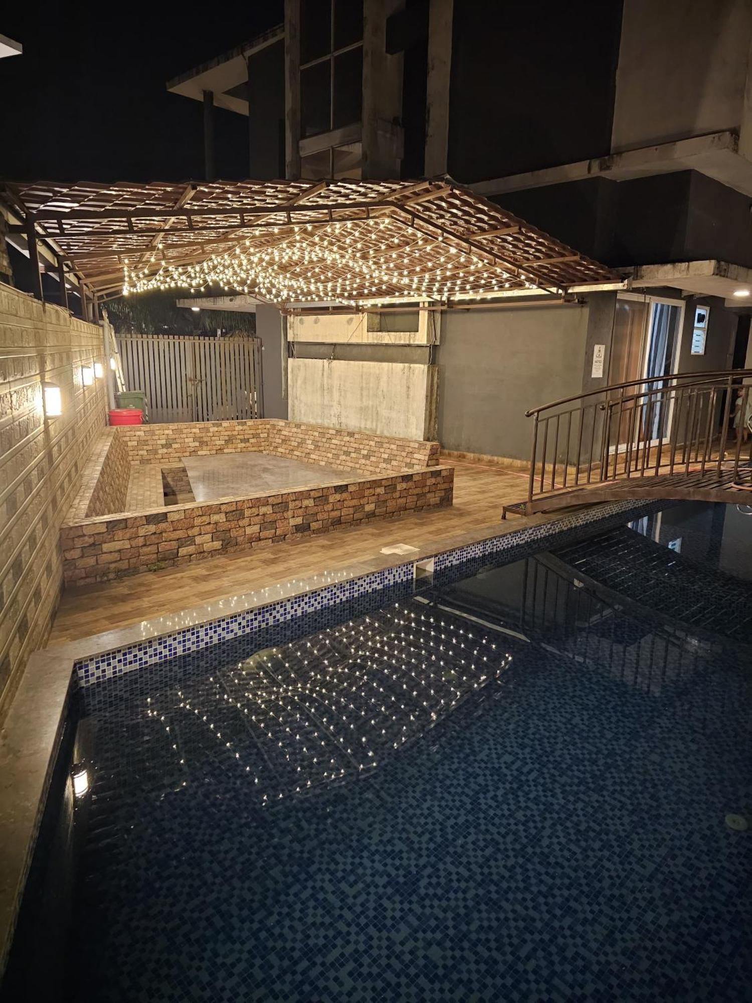Casa Lola Villa Лонавала Екстериор снимка