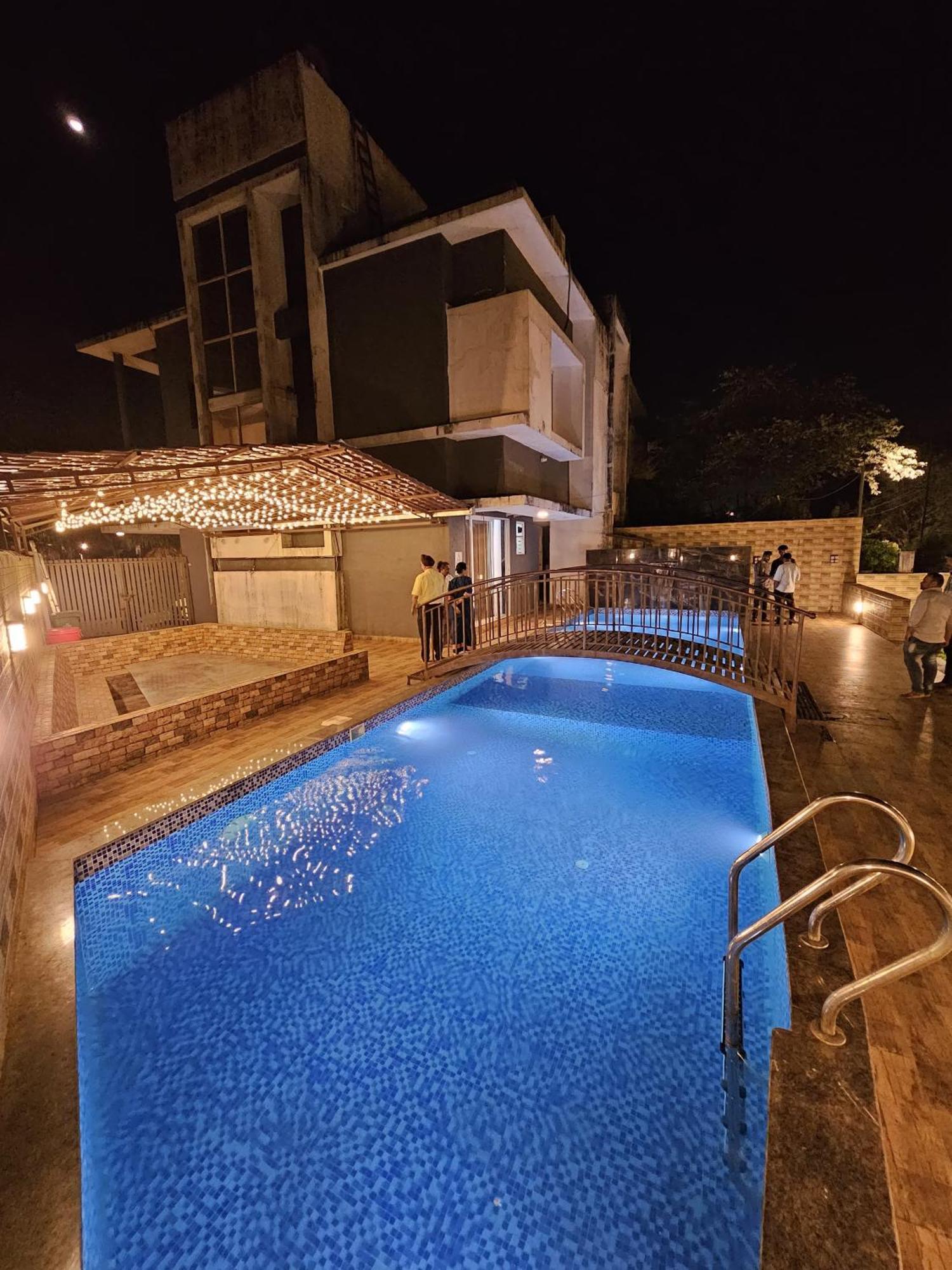 Casa Lola Villa Лонавала Екстериор снимка